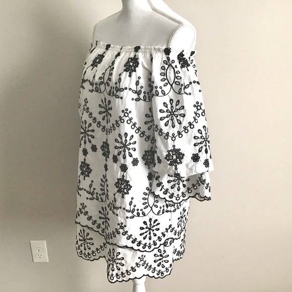 Embroidered Dress ASO Alexis Rose in Schitt’s Creek Off The Shoulder - Picture 12 of 16